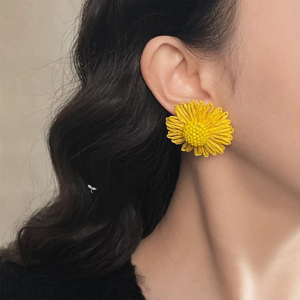 Sweet Colorful Handmade Woven Paper Flower Daisy Seed Bead Drop Earrings for Women