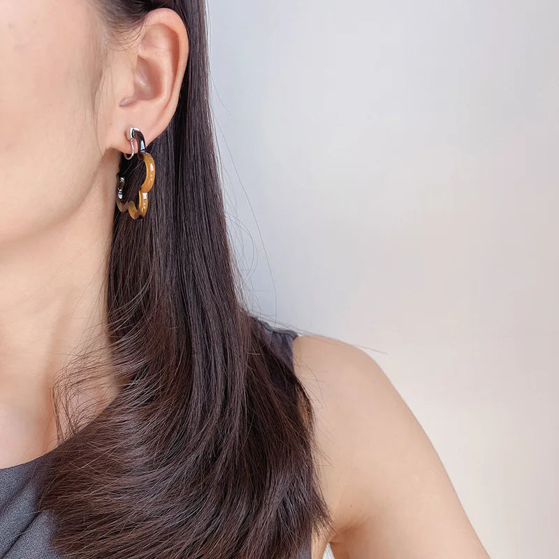 Vintage Amber Tortoiseshell Flower Swirl Alloy Stud & Clip On No Piercing Statement Hoop Earrings