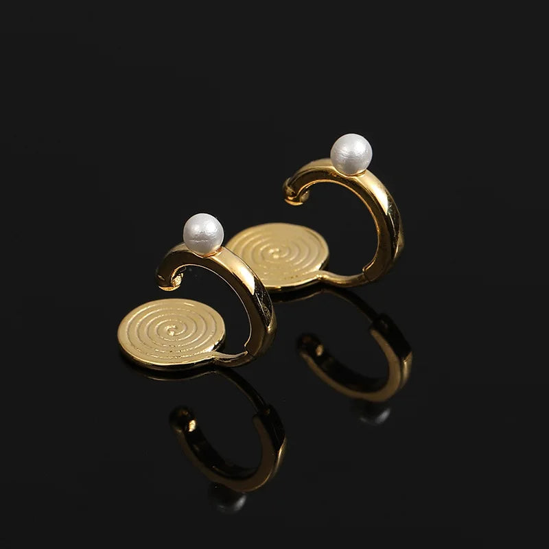 Elegant Gold Alloy Spiral Hoop Pearl Stud & Clip On No Piercing Ear Cuff Korean Style Earrings