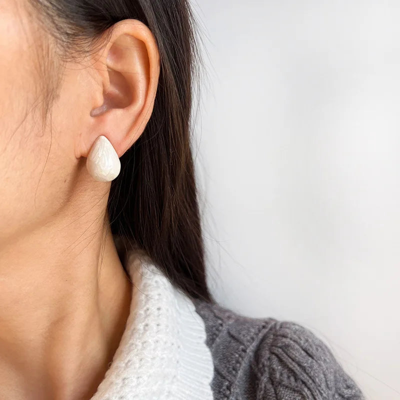 Light Luxury Pearlescent White Teardrop Enamel Stud & Clip On No Piercing Statement Earrings