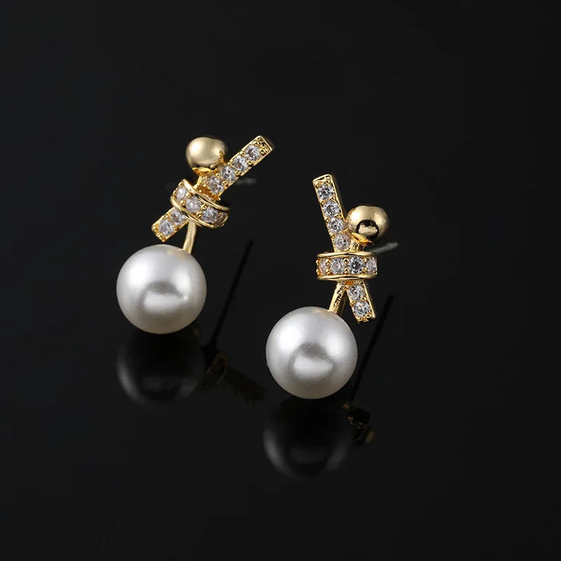 Elegant Pearl Geometric Knot Zircon Alloy Stud & Clip On No Piercing French Luxury Women's Earrings