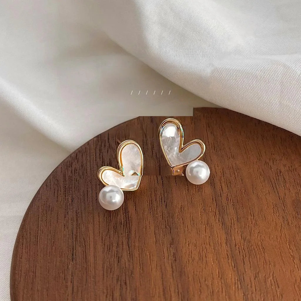 Minimalist Heart Shell Pearl Stud Earrings Copper Geometric Sweet Elegant Jewelry
