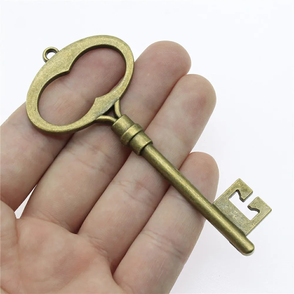94mm 12.6g Multicolor Zinc Alloy Large Key Charm Pendant for Statement Necklace Keychain Making