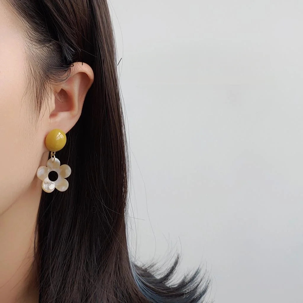 Korean Style Resin Hollow Plum Blossom Drop Earrings For Women Elegant Fashion Jewelry