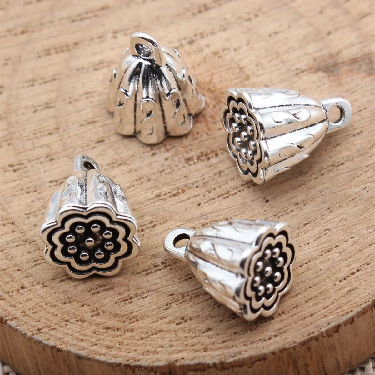 13x10x10mm 2.9g Antique Silver Zinc Alloy 3D Lotus Seed Pod Charm Pendant for DIY Necklace Jewelry