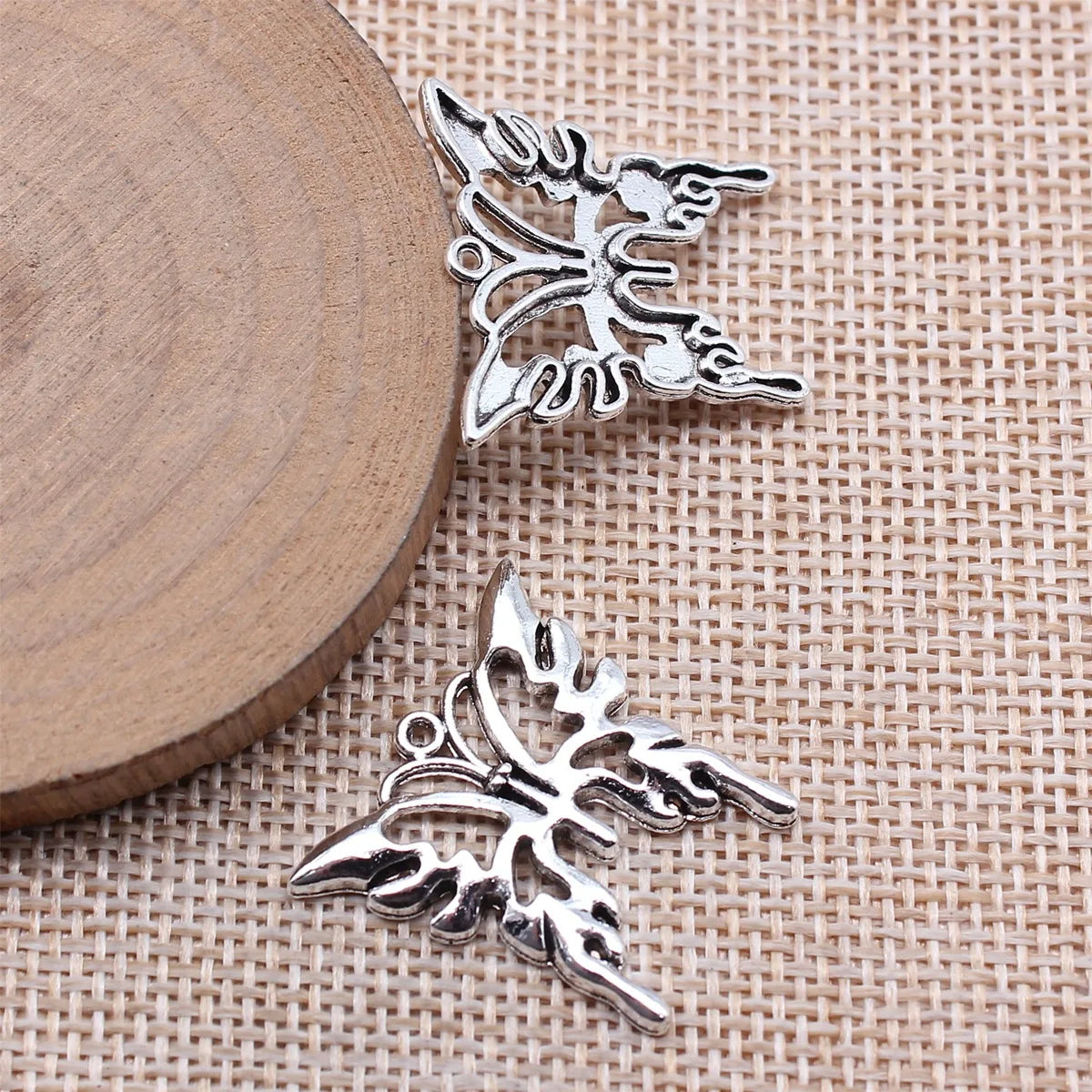 25x25mm 2.7g Multicolor Zinc Alloy Flame Butterfly Charm Pendant for DIY Necklace Bracelet Making