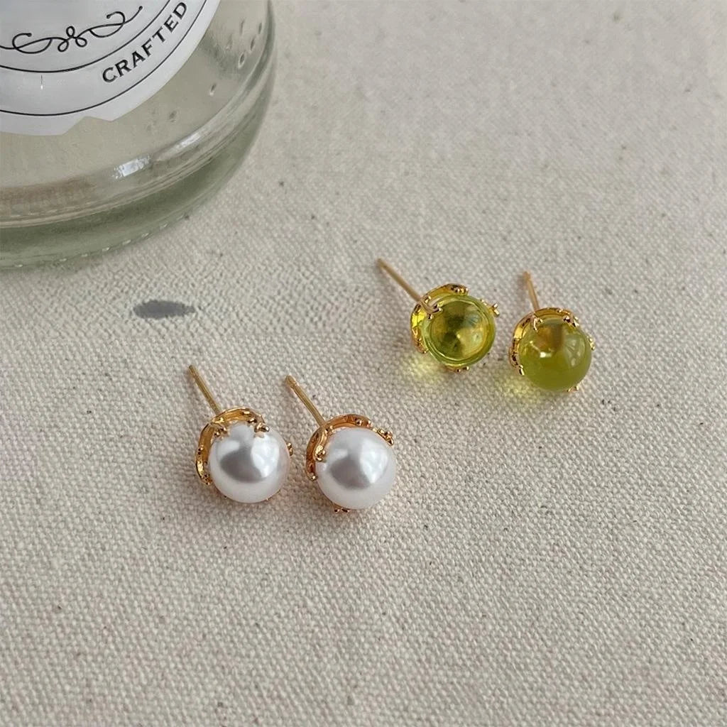 Minimalist French Retro Green Pearl Stud Earrings Copper Round Bead Elegant Jewelry