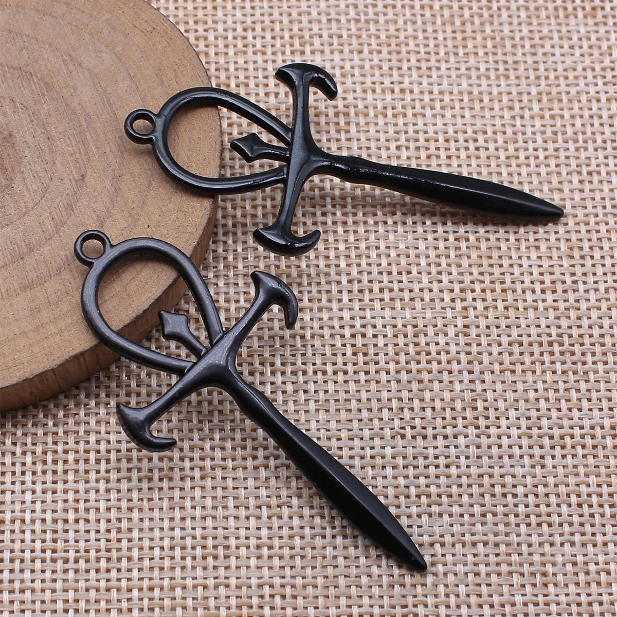 59x28mm 4.4g Multicolor Zinc Alloy Gothic Cross Charm Pendant for DIY Necklace Bracelet Making