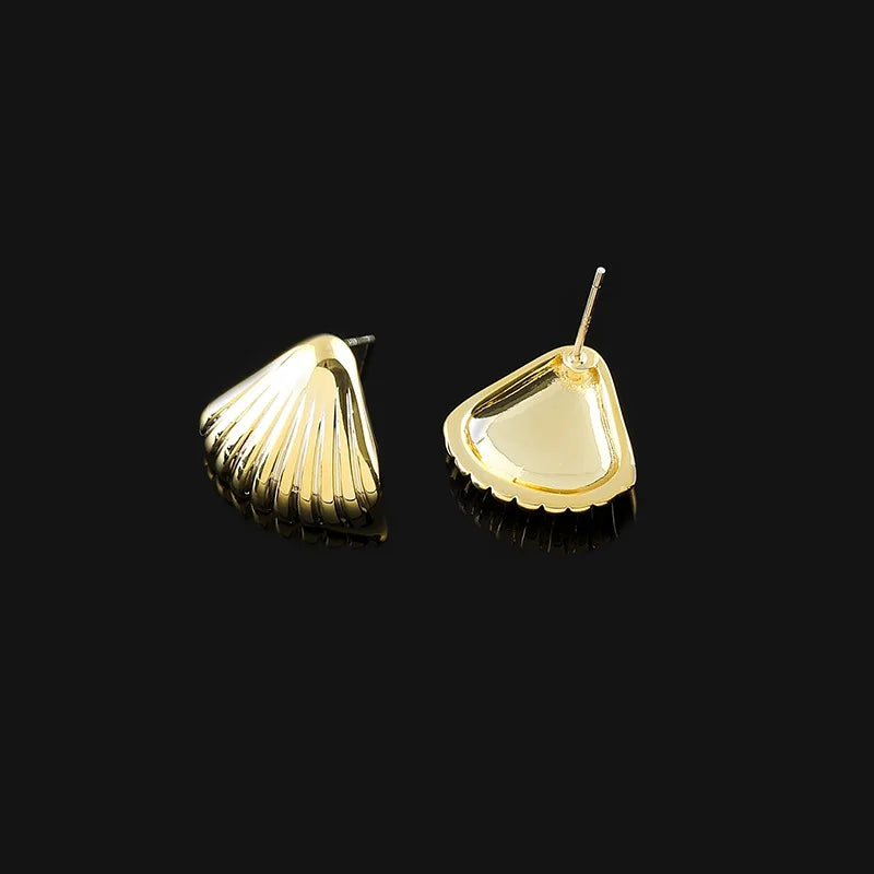 Elegant Gold Alloy Seashell Fan Spiral Disc Stud & Clip On No Piercing Statement Fashion Earrings