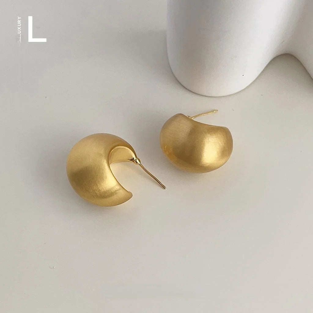Light Luxury Copper Waterdrop Hoop Earrings Matte Smooth C Shape Minimalist Commuter Jewelry