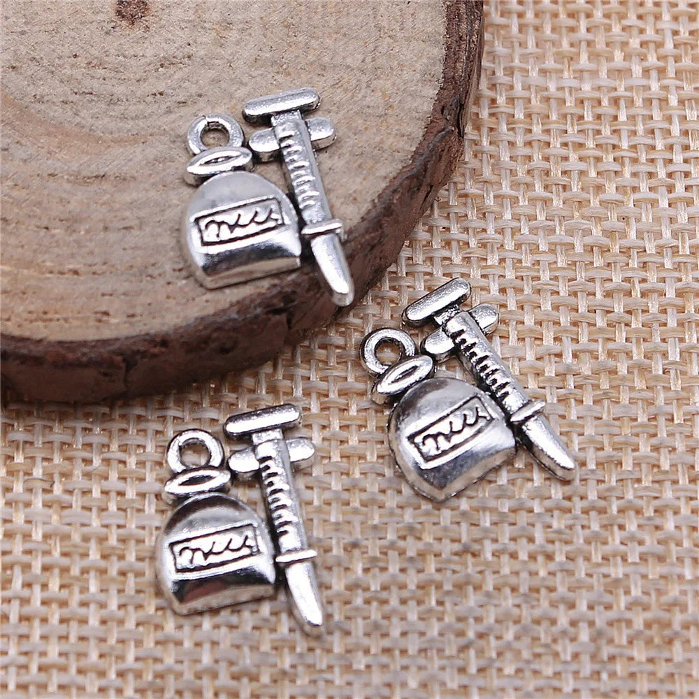 18x12mm 2g Antique Silver Zinc Alloy Syringe Charm Pendant for Necklace Bracelet DIY Jewelry Making