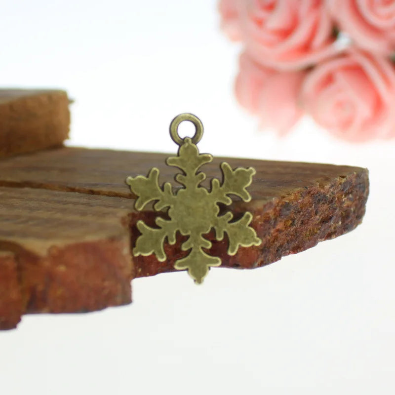 17MM Zinc Alloy Snowflake Charm Pendant for DIY Necklace Bracelet Jewelry Making