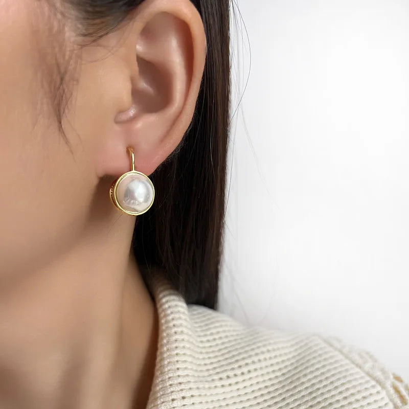 Vintage Spiral Disc Double Sided Pearl Alloy Stud & Clip On No Piercing Commuter Hoop Earrings