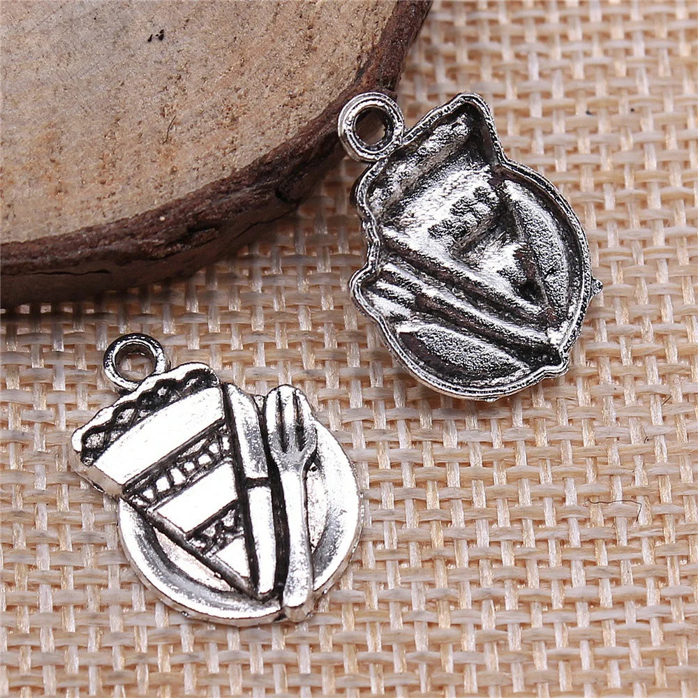 20x14mm 1.5g Antique Silver Zinc Alloy Cake Slice Charm Pendant for DIY Necklace Bracelet Making