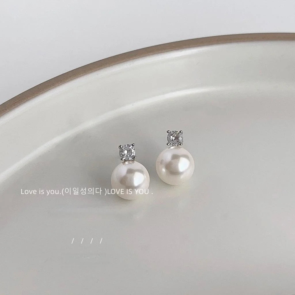 Elegant Round Light Gray Glass Pearl Micro Pave Zircon Silver Plated Stud Earrings