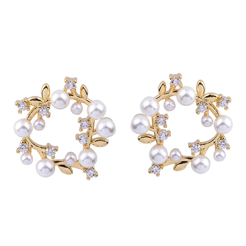 Elegant Round Pearl Rhinestone Floral Wreath Stud & Clip On No Piercing Gold Alloy Earrings