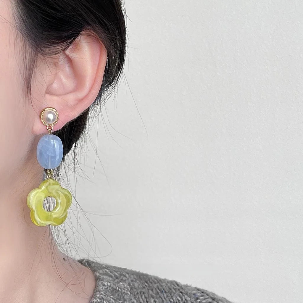 Sweet Handmade Resin Pearl Flower Drop Earrings Asymmetric Blue Pink Contrast Color Summer Jewelry