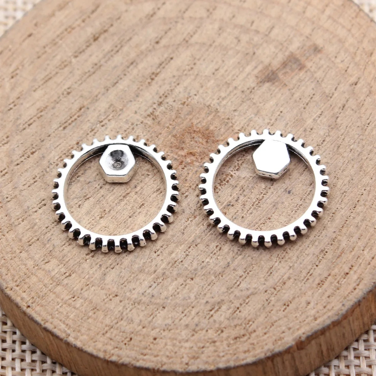 17x17mm 1.05g Multicolor Zinc Alloy Gear Charm Pendant for DIY Steampunk Necklace Bracelet