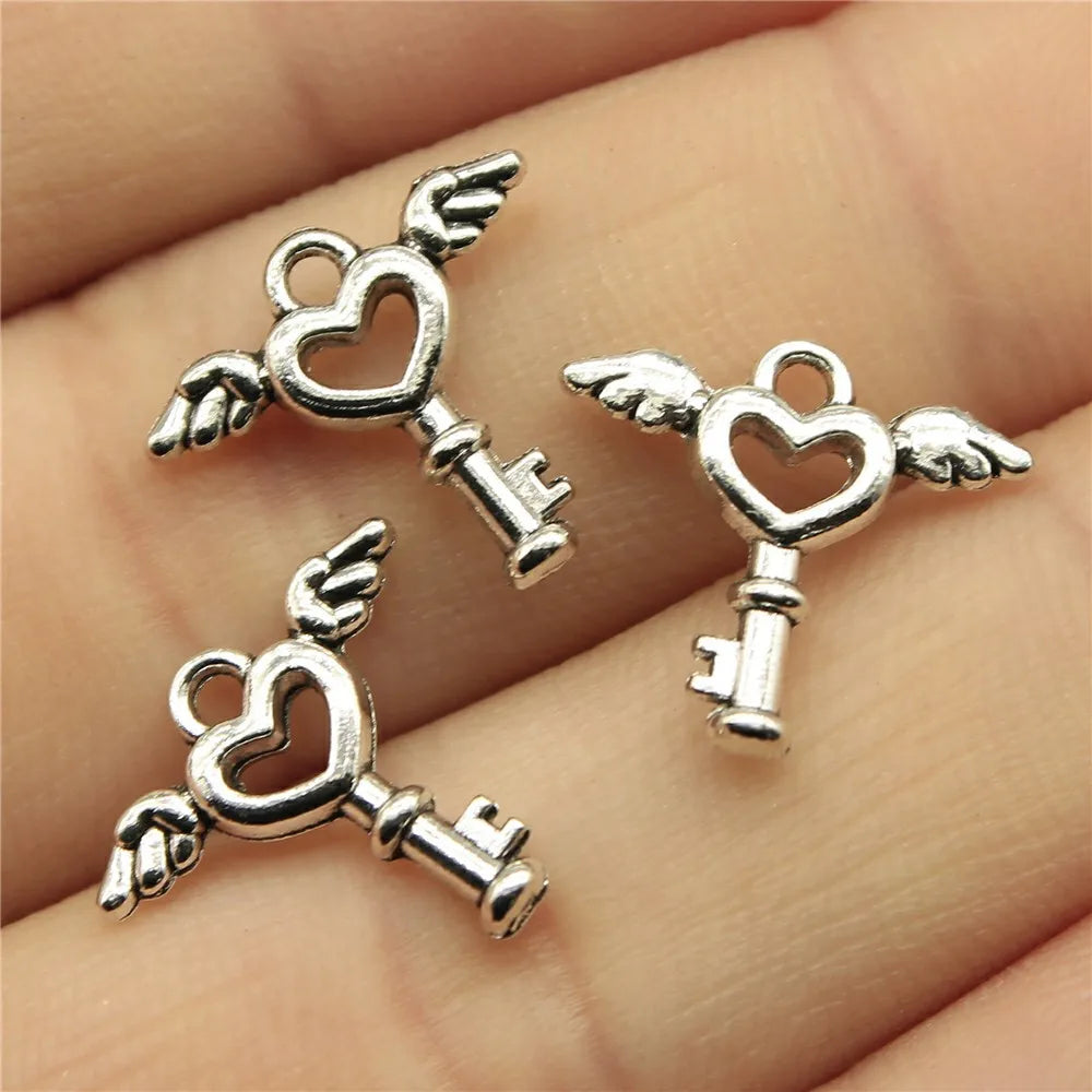 15x14mm 0.6g Multicolor Zinc Alloy Winged Heart Key Wing charm pendant for DIY necklace making