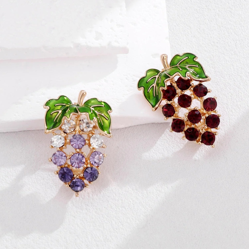Elegant Rhinestone Grape Brooch With Green Enamel Leaves, Gold Tone Alloy Lapel Pin Corsage Gift