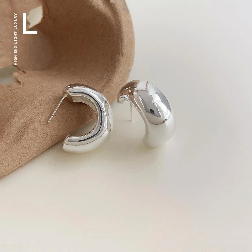 European American Minimalist Smooth C Shape Hoop Earrings Copper Metal