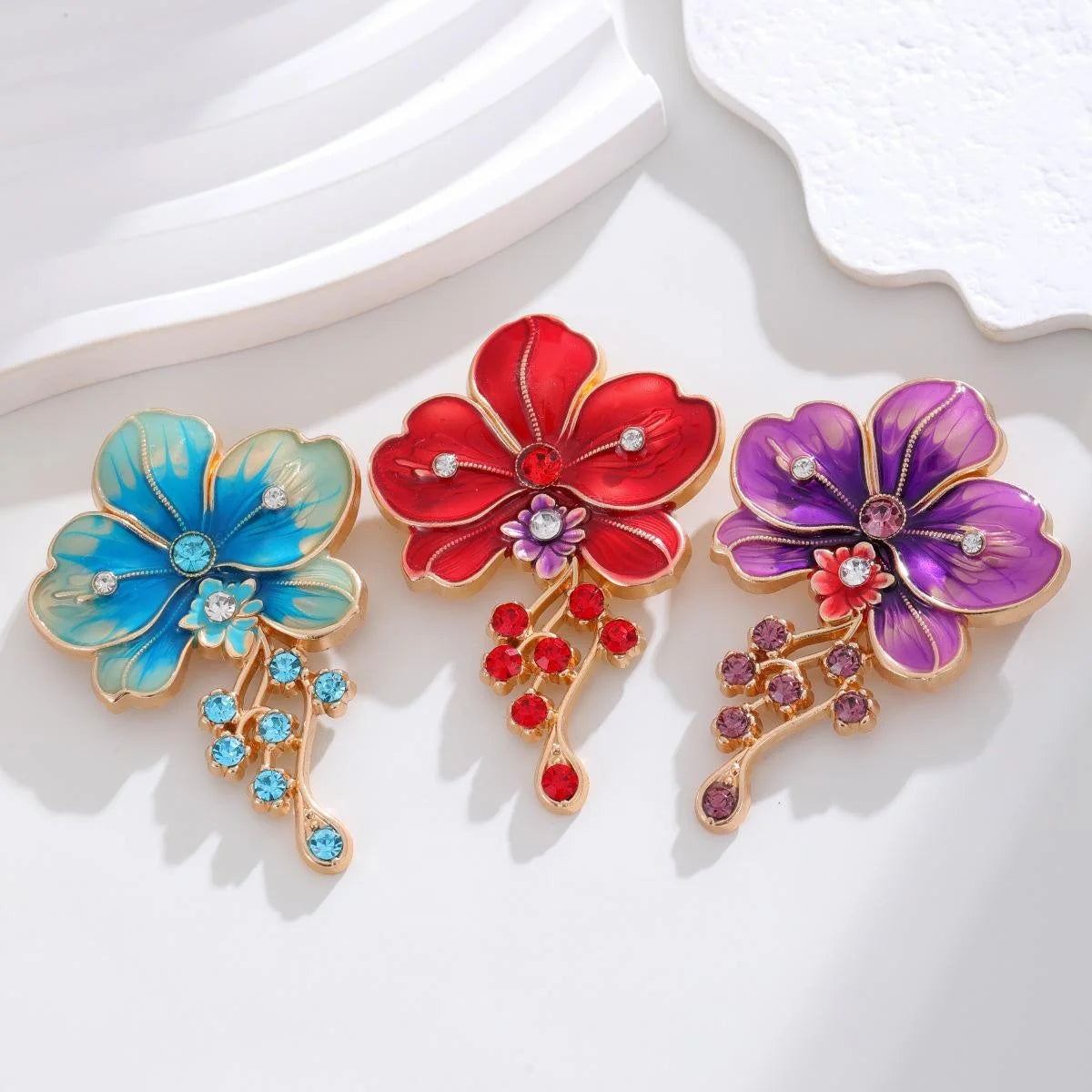 Elegant Blue Enamel Flower Brooch With Rhinestone Tassel, Alloy Floral Lapel Pin Corsage Gift