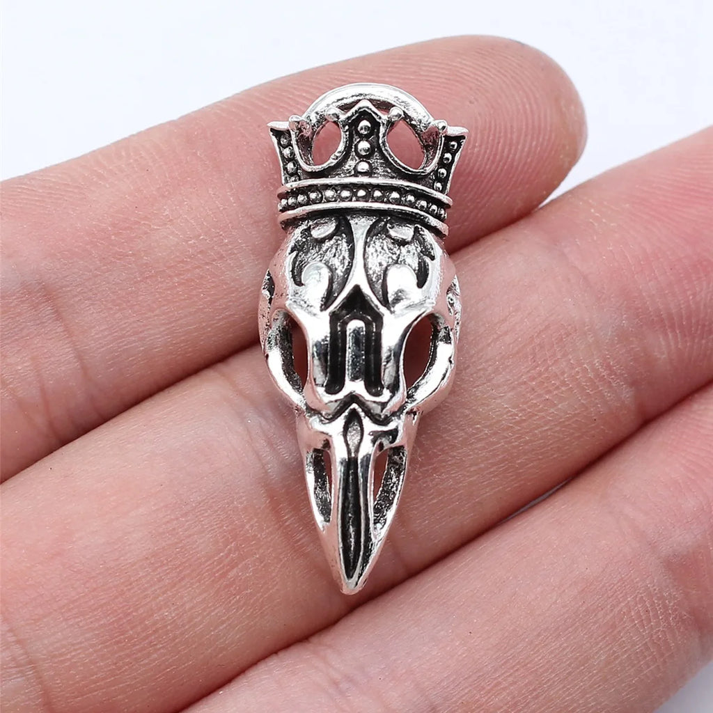 33x13mm 4.1g Antique Silver Zinc Alloy Crown Bird Beak Skull Charm Pendant for Gothic DIY Jewelry