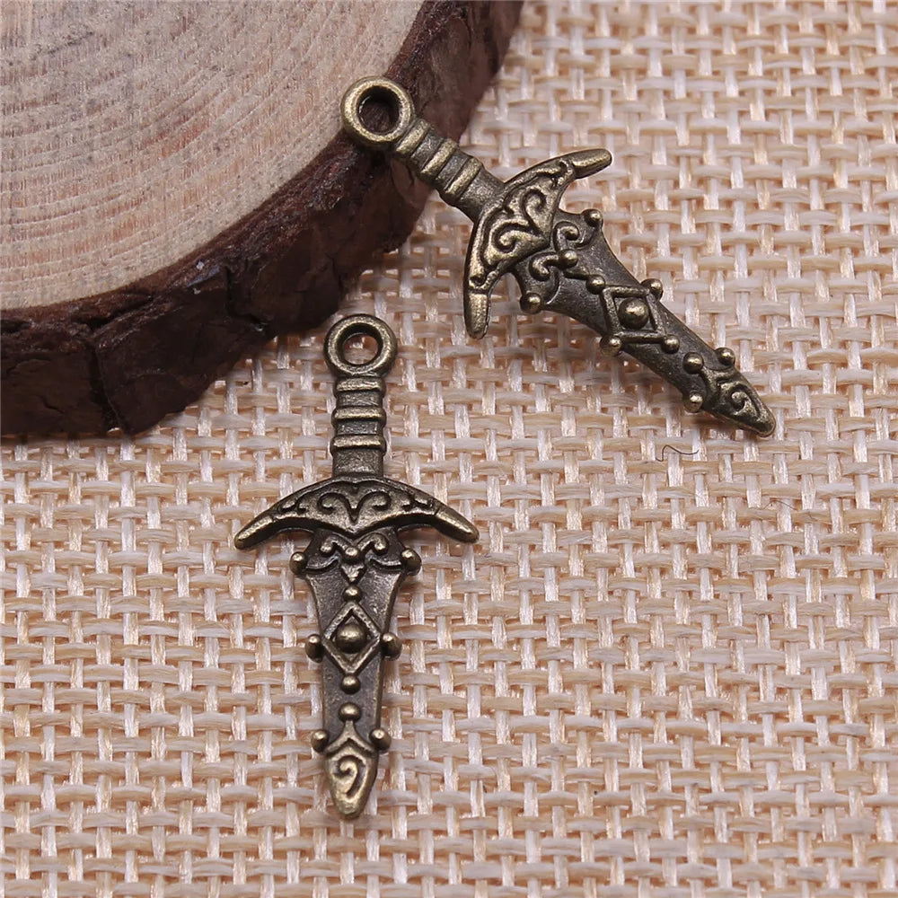 28x13mm 1g Antique Bronze Zinc Alloy Knife Charm Pendant for DIY Necklace Bracelet Jewelry Making