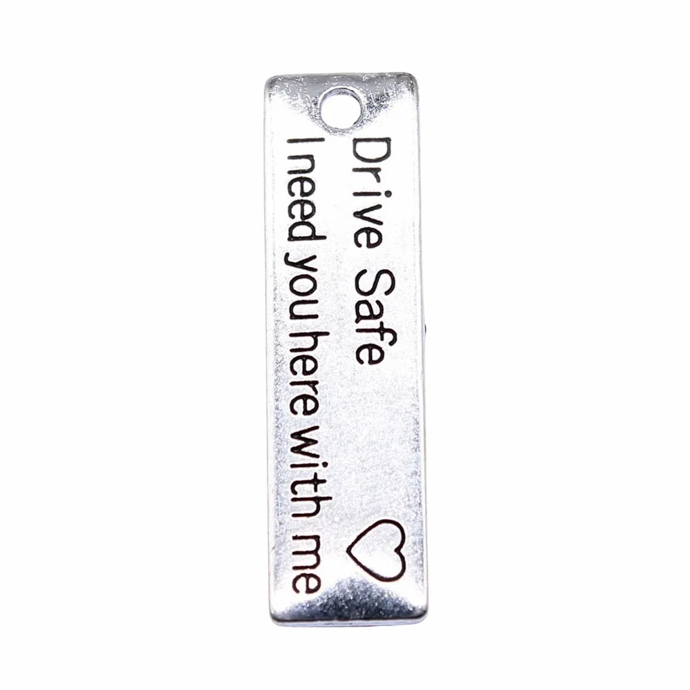 34x10mm 2.7g Multicolor Zinc Alloy Drive Safe Letter Plaque Charm Pendant for Bracelet Keychain Making