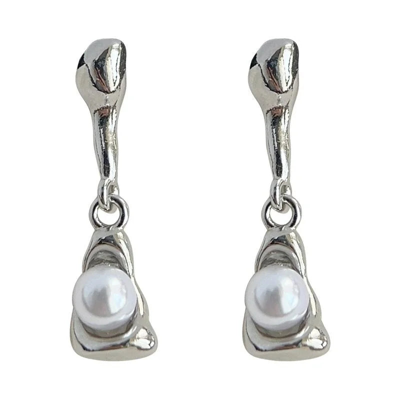 Minimalist Waterdrop Pearl Stud Earrings Smooth Metal Copper Small Commuter Jewelry