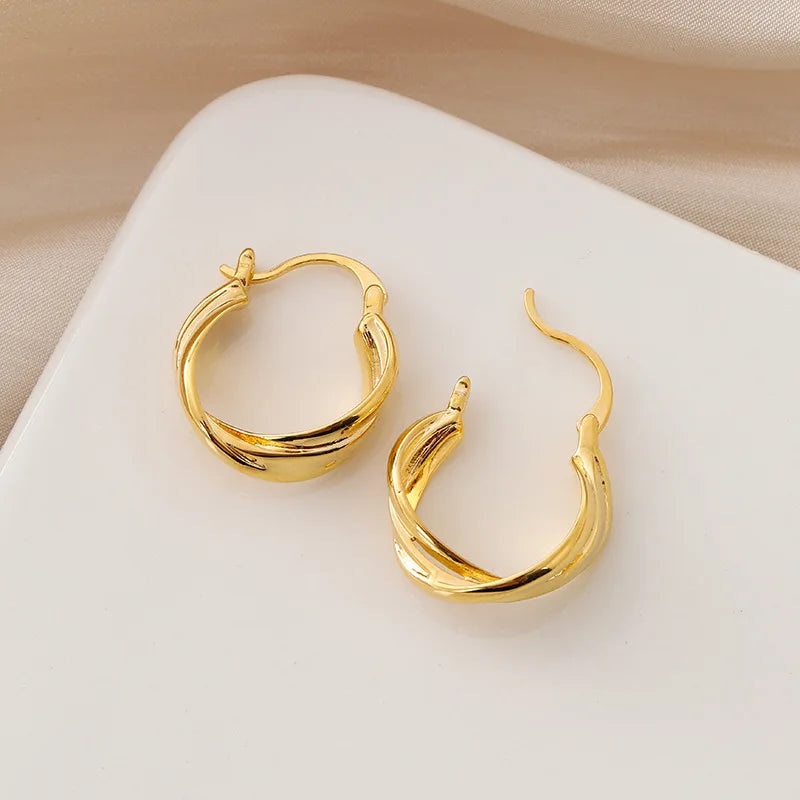 Elegant Gold Alloy C-Shaped Hoop Screw Stud & Clip On No Piercing Minimalist Metal Circle Earrings