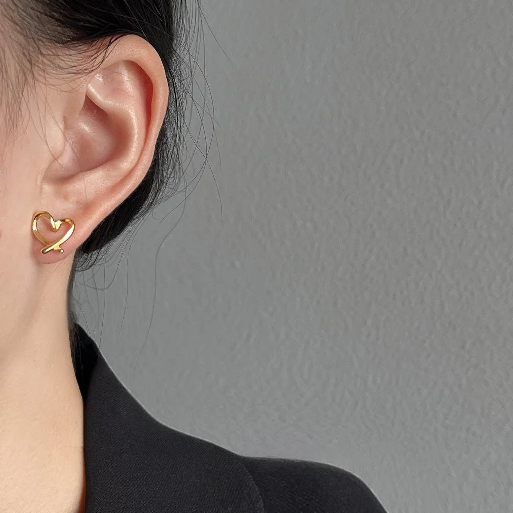 18K Gold Plated Copper Hollow Heart Stud Earrings Minimalist Geometric Line Jewelry
