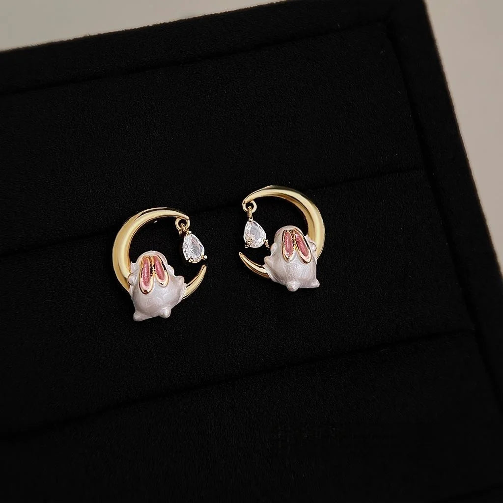 Original Design Rabbit Zircon Stud Earrings Copper High End Fashion Ear Jewelry