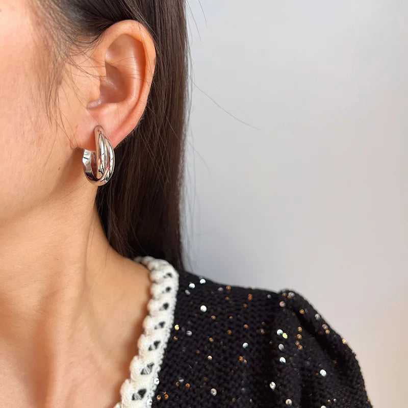 Elegant Alloy Double C Hoop Stud & Clip On No Piercing Silver Tone Hong Kong Style Women's Earrings