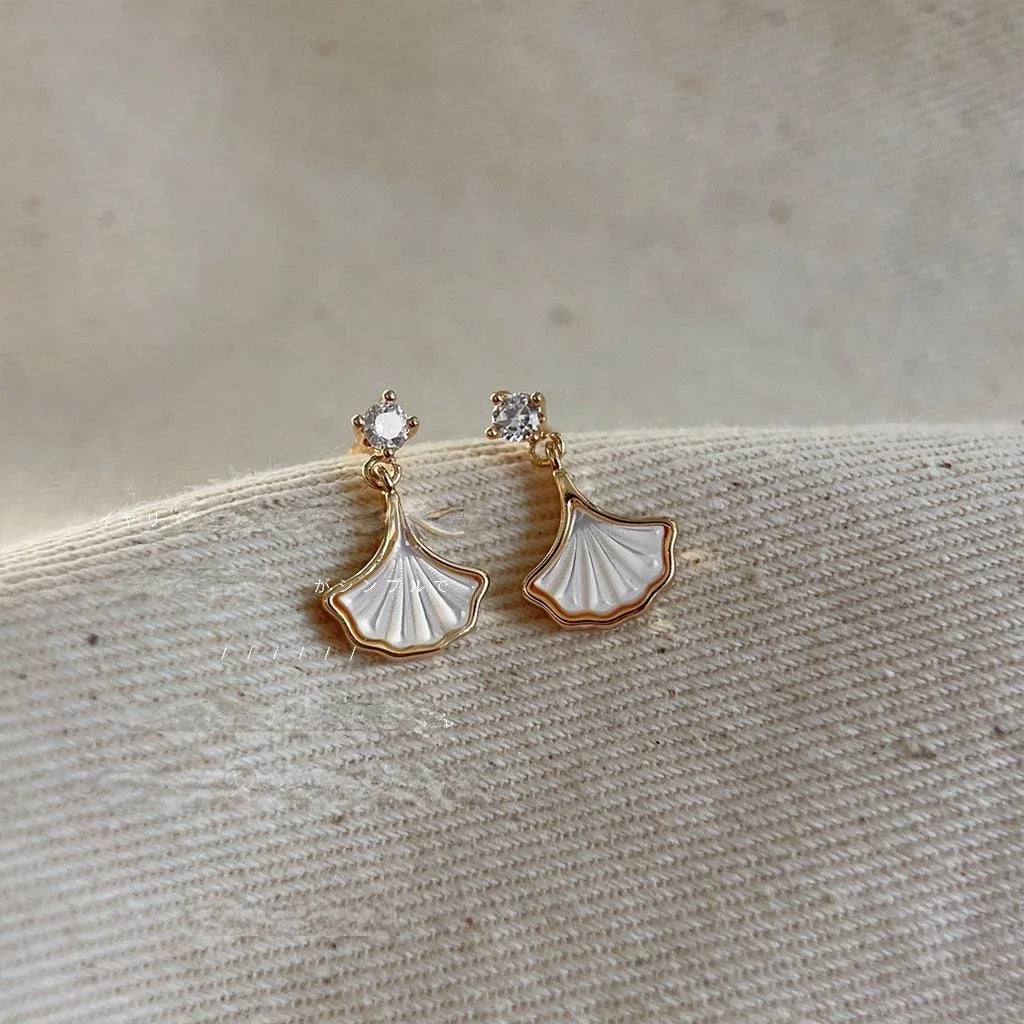 Light Luxury 14K Silver Plated Copper Real Shell Ginkgo Leaf Zircon Micro Pave Drop Earrings