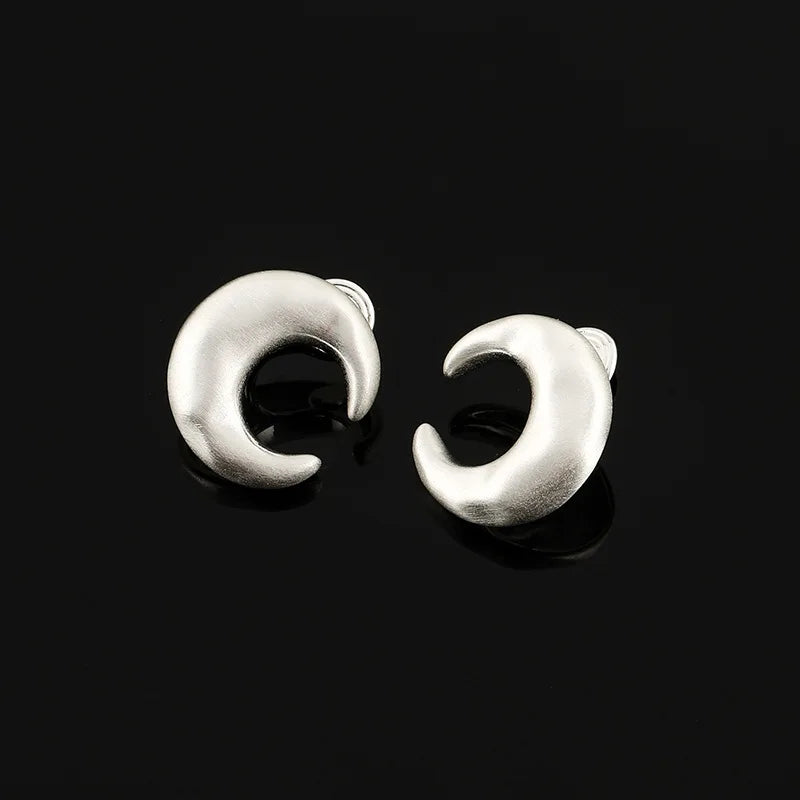 Light Luxury Brushed Silver Alloy Crescent Moon Stud & Clip On No Piercing Minimalist Earrings