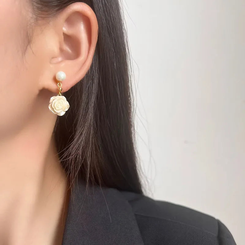 Sweet Elegant Camellia Flower Pearl Drop Alloy Stud & Clip On No Piercing Long Dangle Earrings