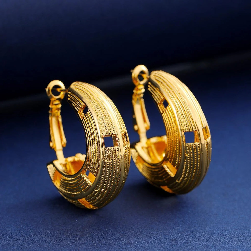 24K Gold Plated Alloy Geometric Pendant Necklace And Hoop Earrings Jewelry Set Luxury Wedding Party Jewelry Gift