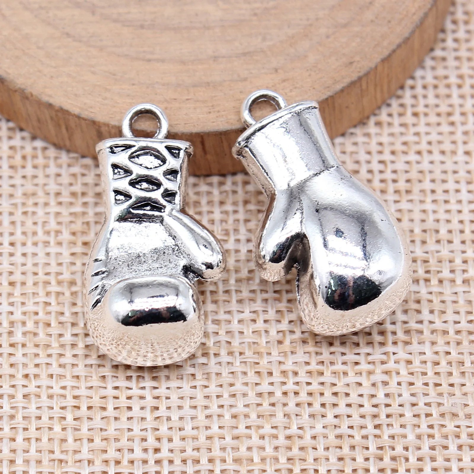 28x15mm 10.3g Multicolor Zinc Alloy Boxing Glove Charm Pendant for DIY Sports Jewelry Making