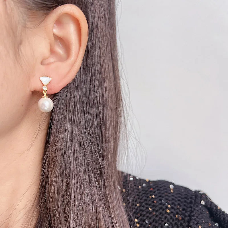 Elegant Gold Tone Shell Fan Pearl Drop Alloy Rhinestone Stud & Clip On No Piercing Earrings
