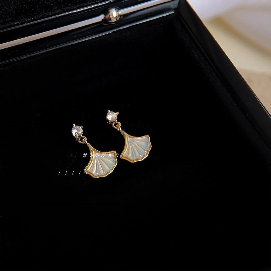 Light Luxury 14K Silver Plated Copper Real Shell Ginkgo Leaf Zircon Micro Pave Drop Earrings