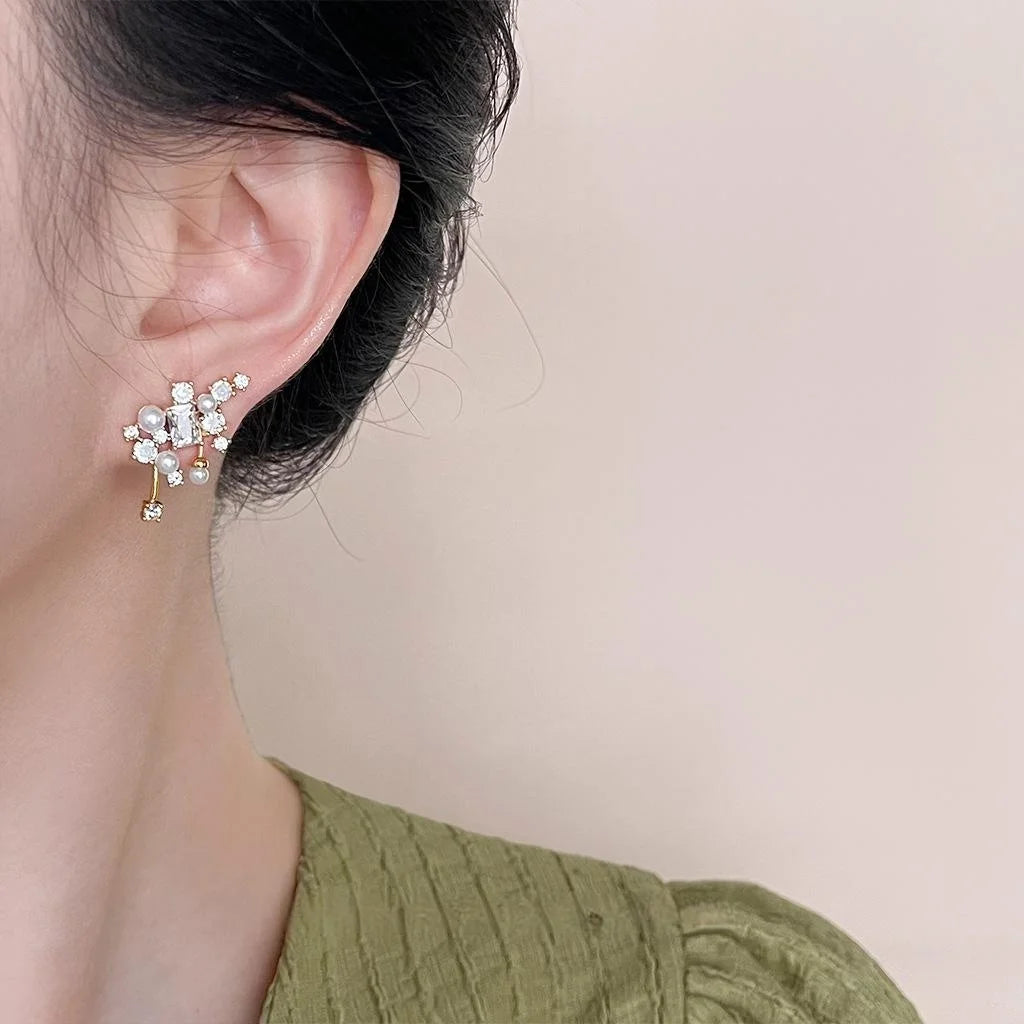Original Design Sweet Elegant 14K Plated Copper Star Stud Earrings With Pearl And Micro Pave Zircon
