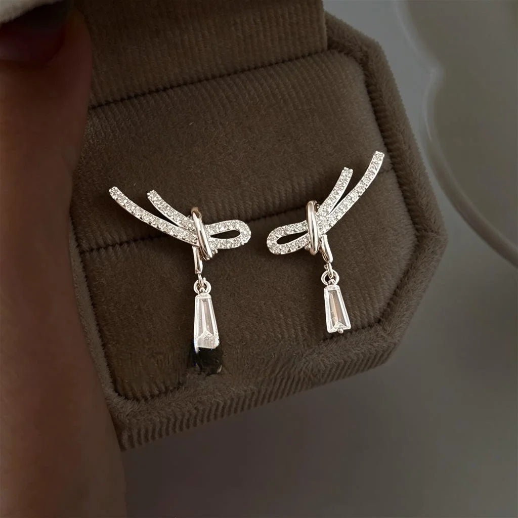 Light Luxury Micro Pave Zircon Copper Knot Bow Teardrop Geometric Drop Earrings for Women