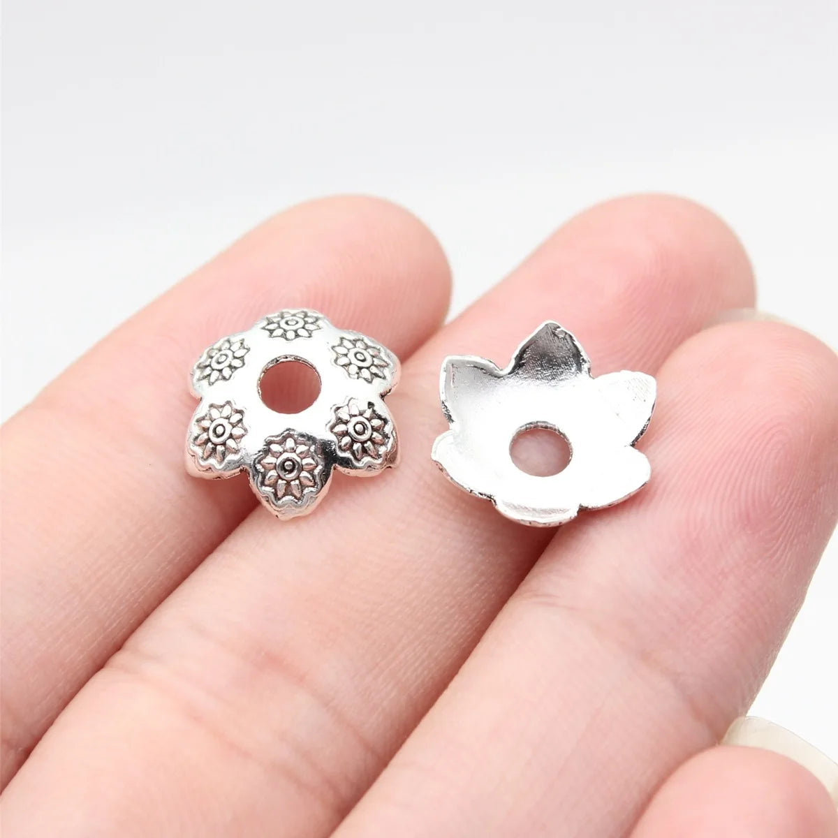 14.5x14.5x4.2mm 0.66g Multicolor Zinc Alloy Flower Bead Caps for DIY Bracelet Necklace Jewelry Findings