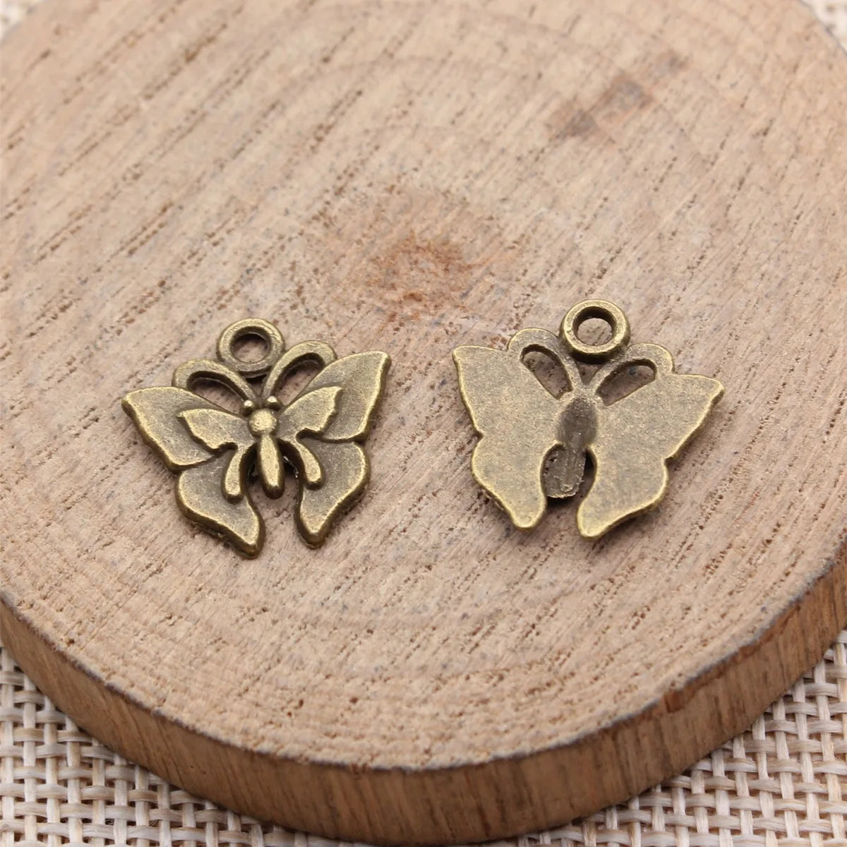16x16mm 0.97g Multicolor Zinc Alloy Butterfly Charm Pendant for DIY Necklace Bracelet Jewelry Making