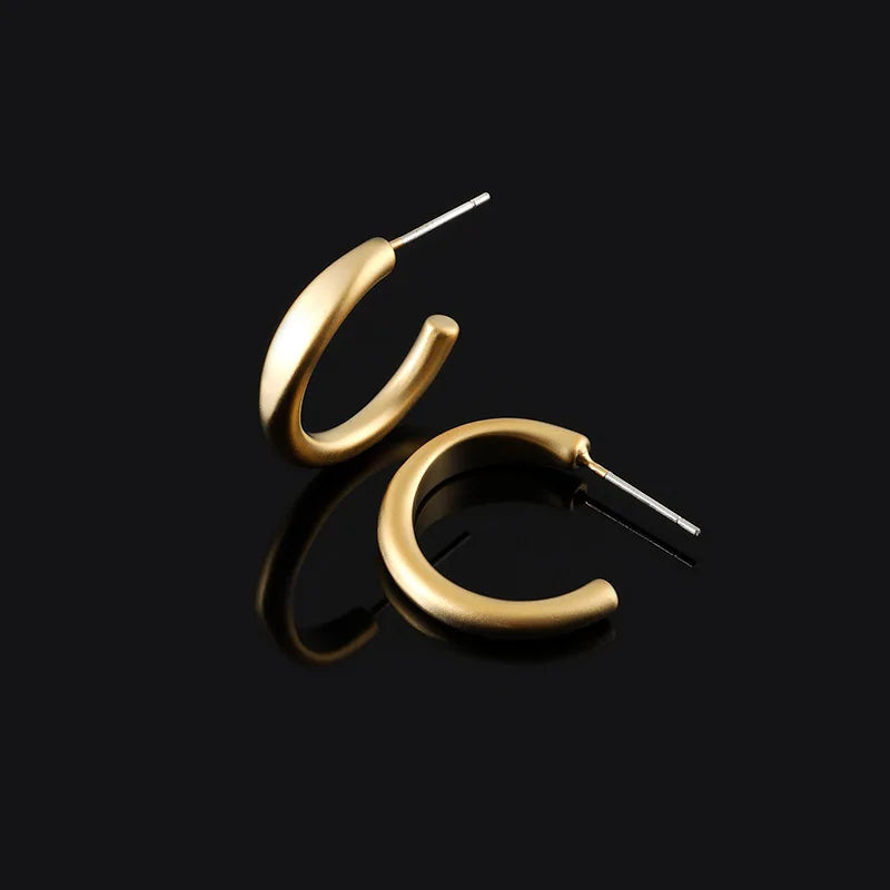 Vintage Matte Gold Alloy C-Shaped Hoop Stud & Clip On No Piercing Minimalist Round Earrings