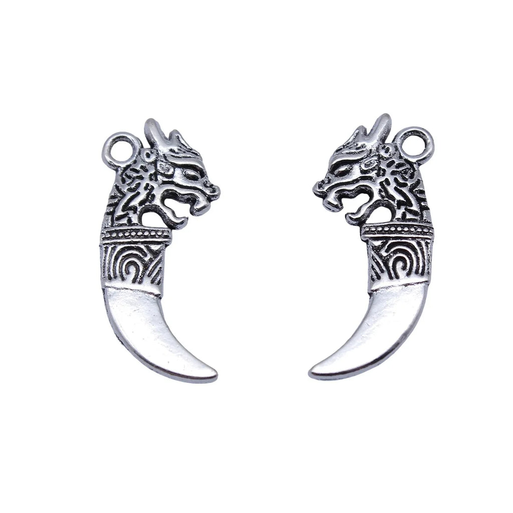 30x13mm 2.1g Antique Silver Zinc Alloy Faux Wolf Tooth Charm Pendant for DIY Necklace Jewelry