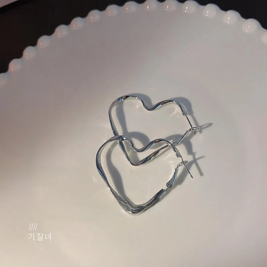 Silver Plated Copper Heart Stud Earrings For Women Korean Japanese Fashion Jewelry