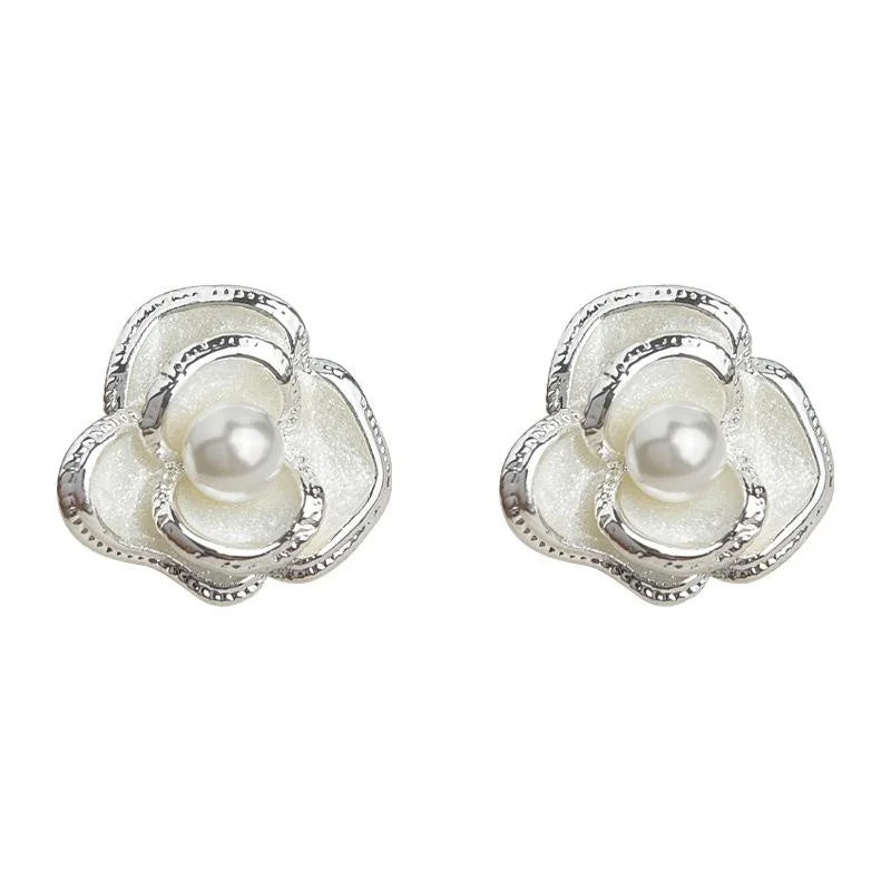 Designer 3D Flower Copper Stud Earrings With Silver Plated Pins Sweet Elegant Jewelry For Women