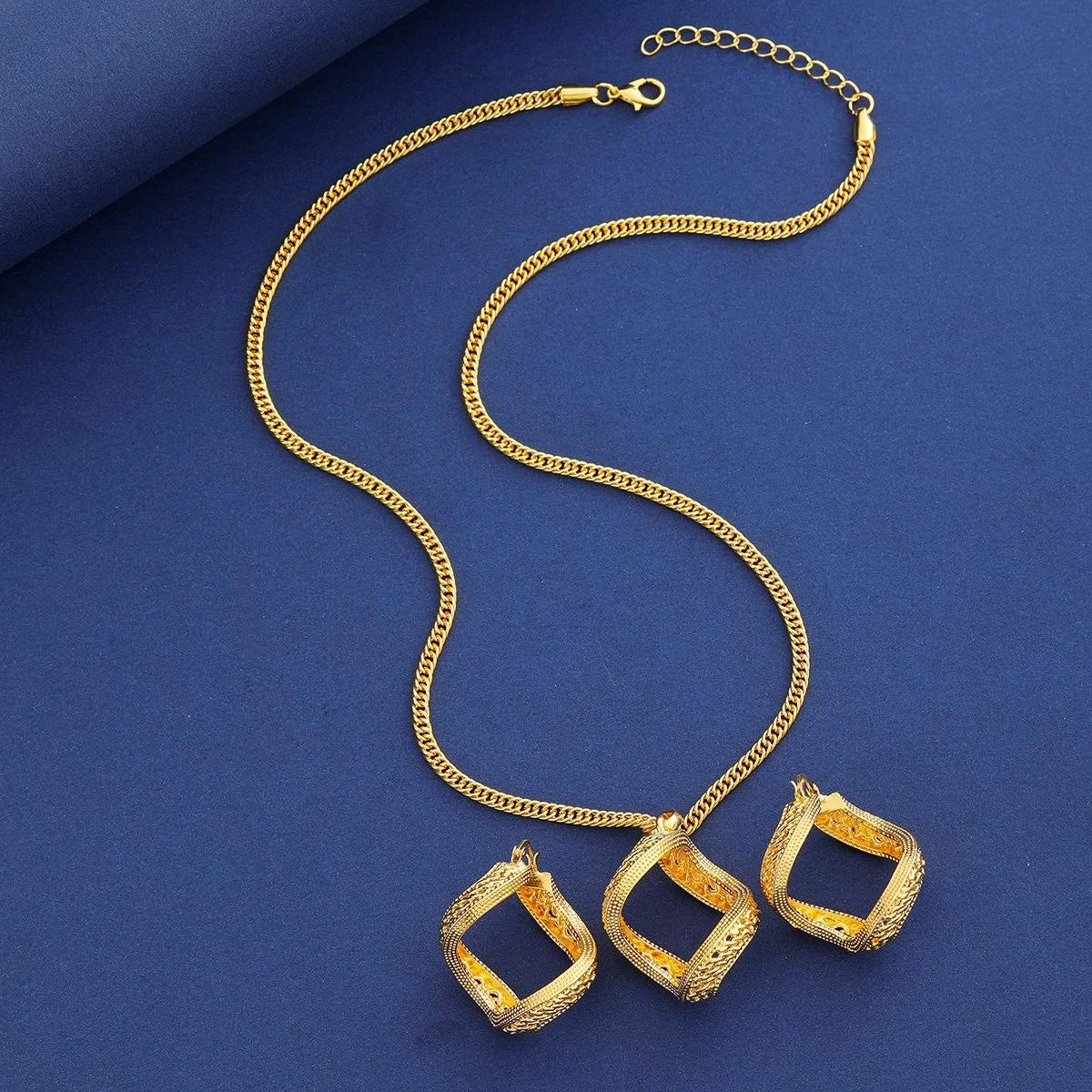 Luxury 24K Gold Plated Alloy Infinity Pendant Necklace And Earrings Jewelry Set For Bridal Wedding Party